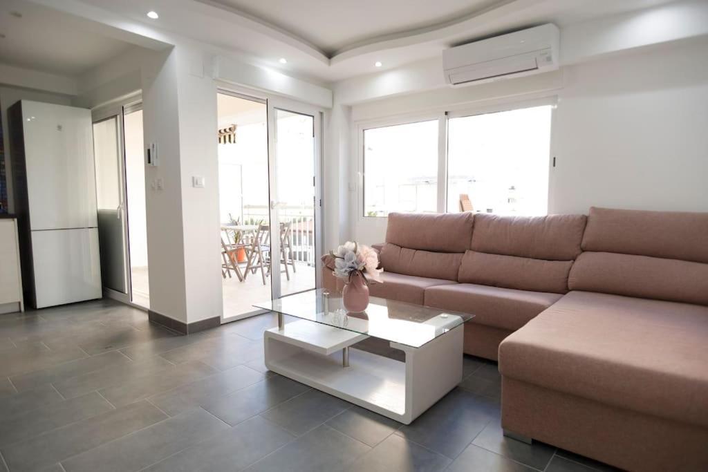 Cozy Apartment, Very Fresh At Playa de Gandía Exterior foto